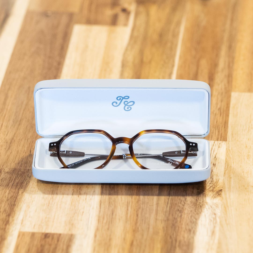 lunettes-tartines-et-chocolat-caen-opticien-dessine-moi-un-regard-1 lunettes tartine et chocolat caen dessine moi un regard